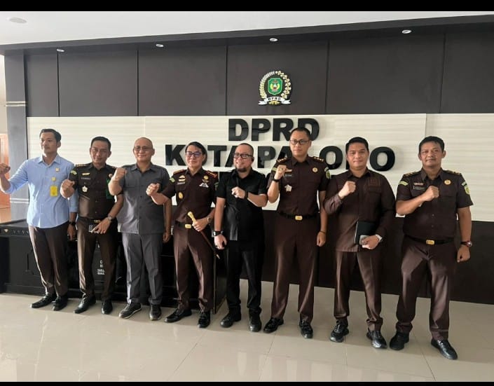 Ketua DPRD Kota Palopo Terima Silaturahim Kajari Baru