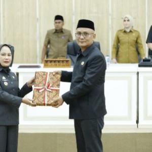 Lama Dinantikan, Wali Kota Serahkan Rancangan Awal RPJMD ke DPRD Palopo